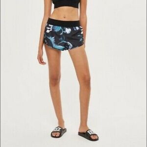 NWT Ivy Park Ink Cloud Running Shorts